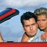 Still of Charlie Sheen and Kristy Swanson in The Chase