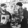 Still of Kevin Smith and Jason Mewes in Mallrats