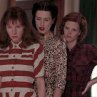 Still of Gina McKee, Jacqueline McKenzie and Kiersten Warren in Divine Secrets of the Ya-Ya Sisterhood