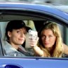 Still of Ana Cristina de Oliveira and Gisele Bündchen in Taxi