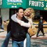 Still of Kate Hudson and John Corbett in Raising Helen