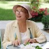 Still of Shirley MacLaine in In Her Shoes