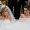 Still of Anne Hathaway and Kate Hudson in Bride Wars